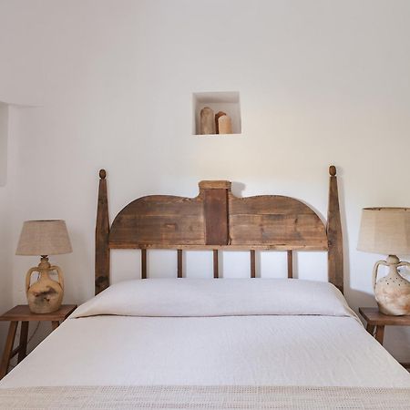Trulli Del Bosco Bed & Breakfast Алберобело Екстериор снимка