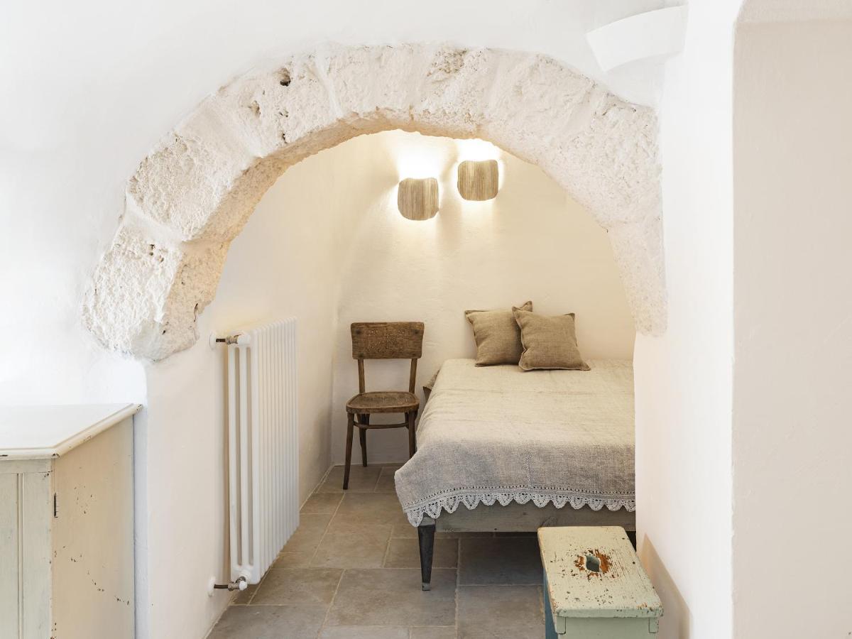Trulli Del Bosco Bed & Breakfast Алберобело Екстериор снимка