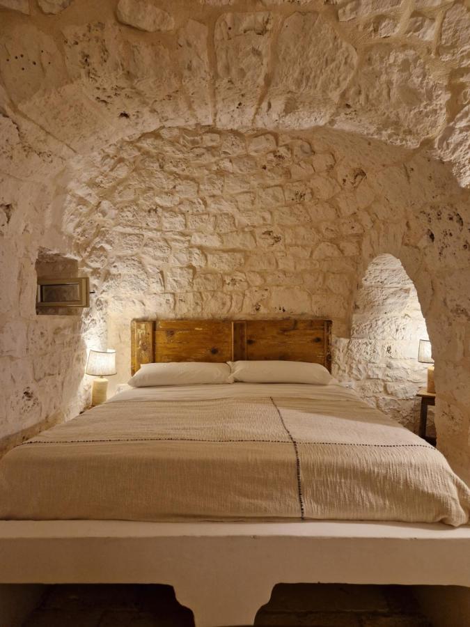 Trulli Del Bosco Bed & Breakfast Алберобело Екстериор снимка