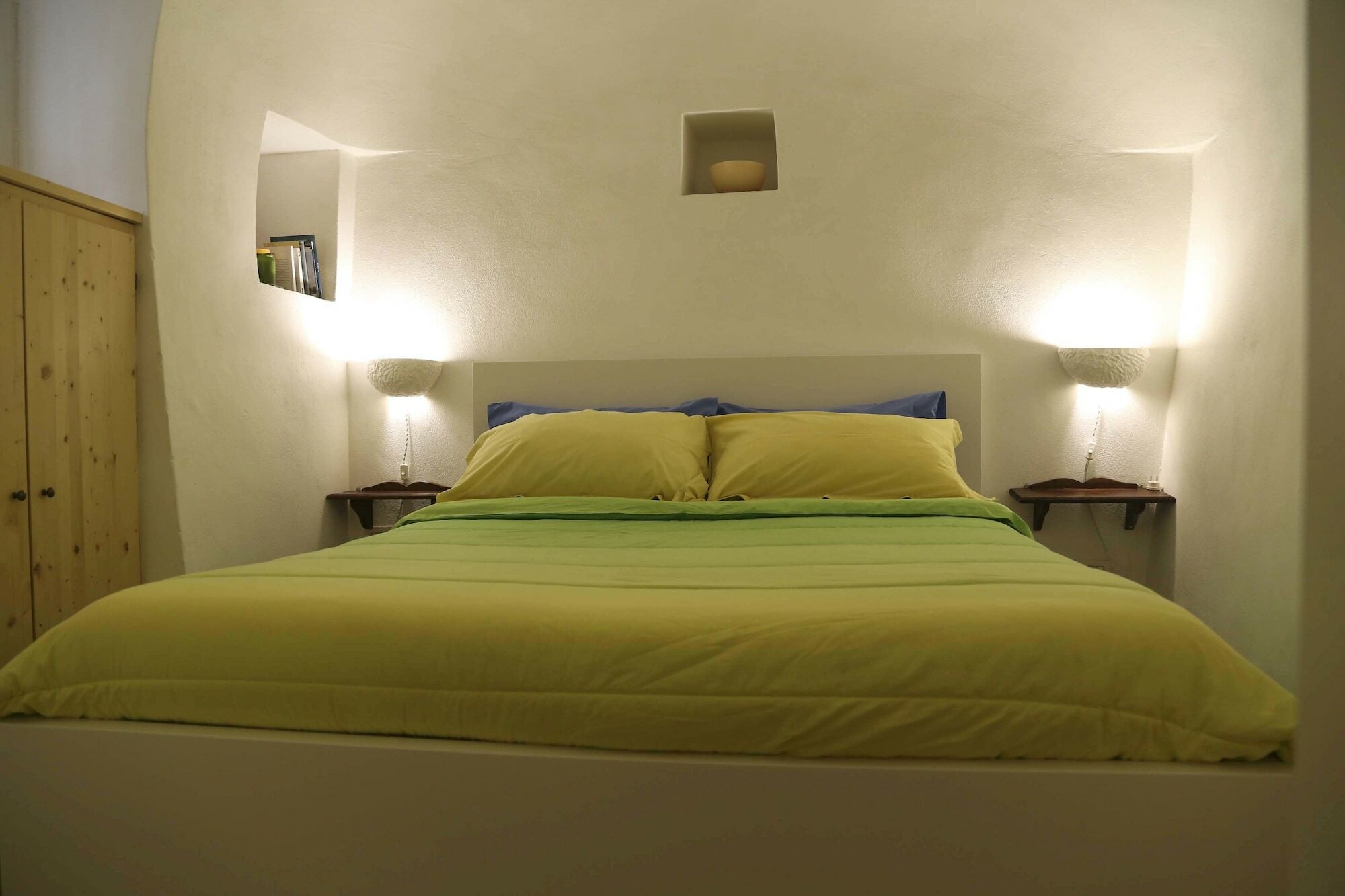 Trulli Del Bosco Bed & Breakfast Алберобело Екстериор снимка